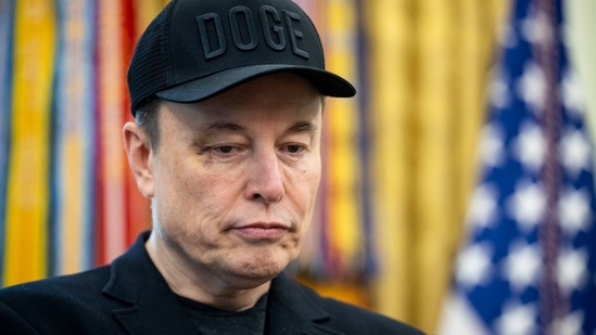 Uncover the Truth Behind Elon Musk’s Black Eye at White House Farewell